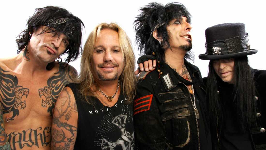 Motley Crue &amp; &mu;&eta;&nu;ύ&sigma;&epsilon;&iota;&sigmaf; &gamma;&iota;&alpha; &laquo;Breaking the Band&rdquo;