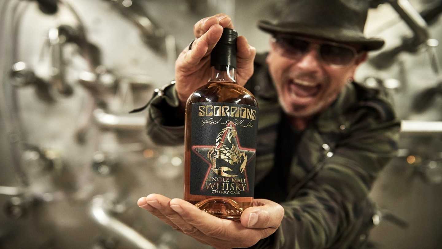 &Tau;&Omicron; &Omicron;&Upsilon;&Iota;&Sigma;&Kappa;&Iota; &Tau;&Omega;&Nu;... SCORPIONS!!