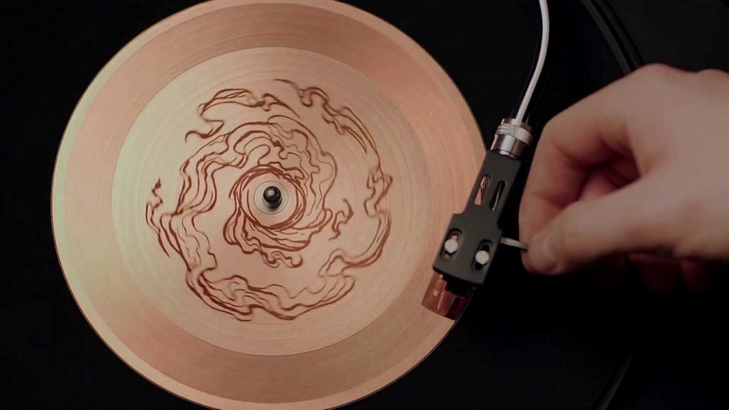 Slayer: Έ&nu;&alpha;&sigmaf; &delta;ί&sigma;&kappa;&omicron;&sigmaf; &nu;&alpha; &kappa;&alpha;ί&epsilon;&iota;