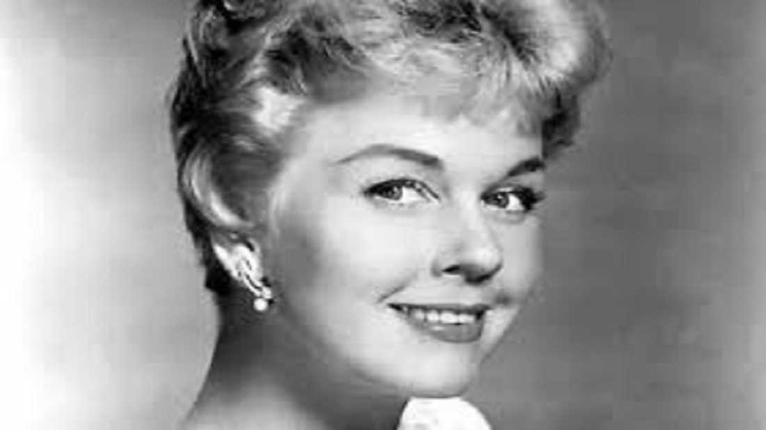 &Alpha;&pi;&epsilon;&beta;ί&omega;&sigma;&epsilon; &eta; Doris Day