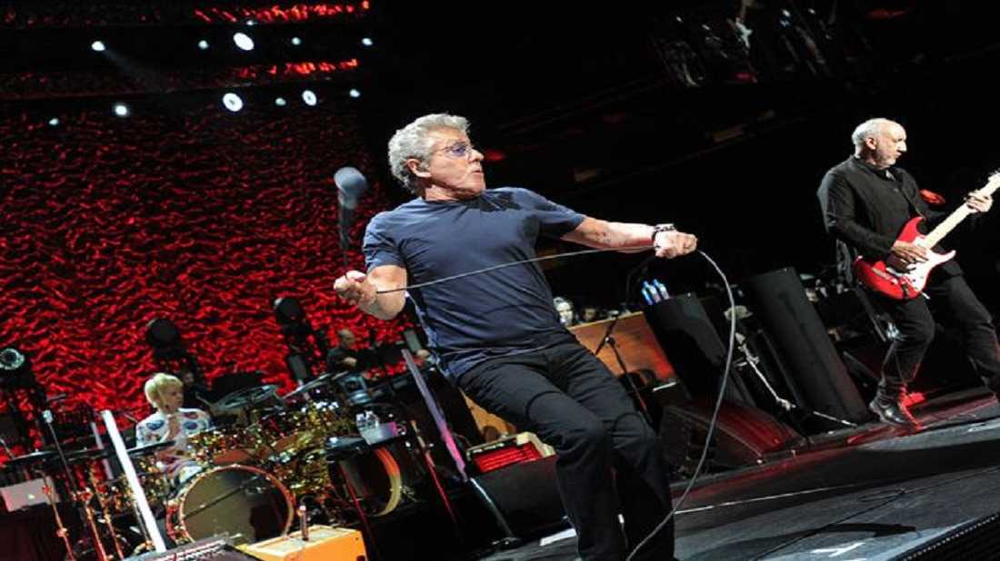 &Delta;ύ&omicron; &nu;έ&alpha; &tau;&rho;&alpha;&gamma;&omicron;ύ&delta;&iota;&alpha; &tau;&omega;&nu; Who