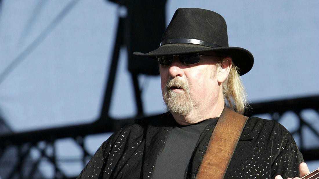 &laquo;&lsquo;&Epsilon;&phi;&upsilon;&gamma;&epsilon;&raquo; &omicron; Larry Junstrom