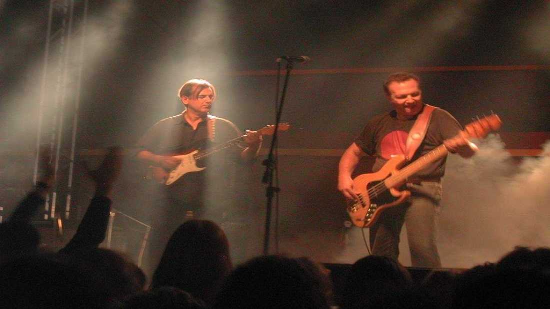 &Pi;έ&theta;&alpha;&nu;&epsilon; &omicron; &Gamma;&iota;ά&nu;&nu;&eta;&sigmaf; &Sigma;&pi;ά&theta;&alpha;&sigmaf; &tau;&omega;&nu; Socrates