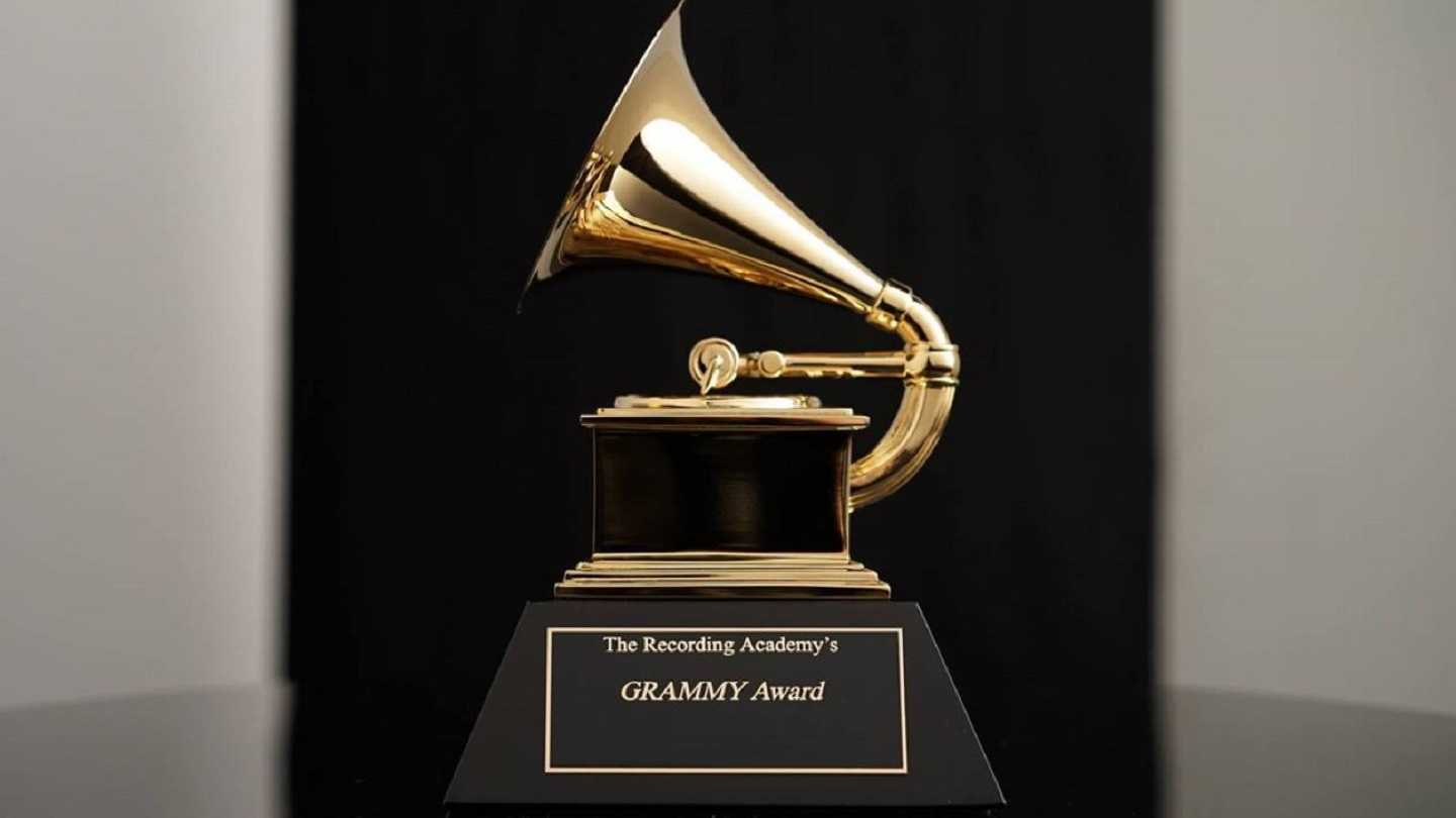 &Beta;&rho;&alpha;&beta;&epsilon;ί&alpha; Grammy 2024
