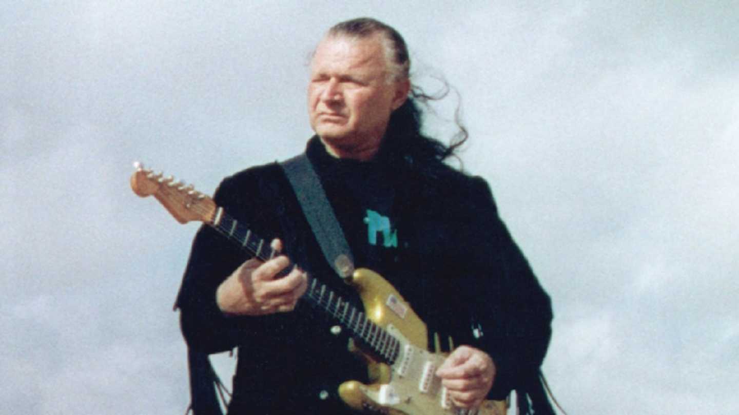 Έ&phi;&upsilon;&gamma;&epsilon; &omicron; &theta;&rho;&upsilon;&lambda;&iota;&kappa;ό&sigmaf; Dick Dale