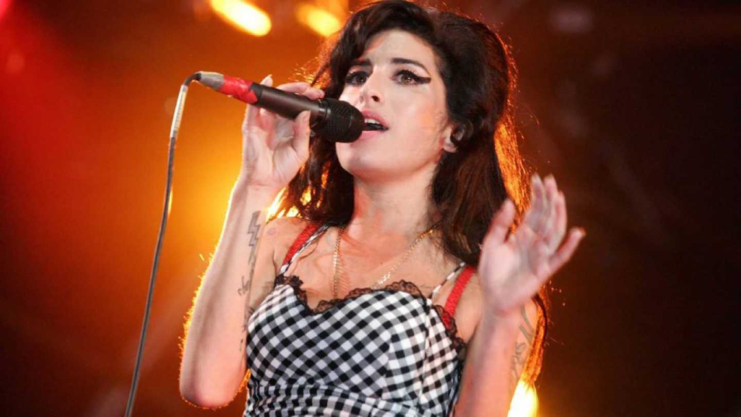 &Nu;&Tau;&Omicron;&Kappa;&Upsilon;&Mu;&Alpha;&Nu;&Tau;&Epsilon;&Rho; &Gamma;&Iota;&Alpha; &Tau;&Eta;&Nu; AMY
