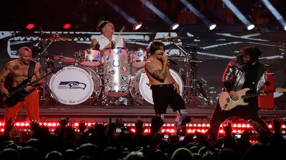 &Omicron;&iota; Red Hot Chili Peppers &tau;&rho;&alpha;&gamma;&omicron;&upsilon;&delta;&omicron;ύ&nu; Cars