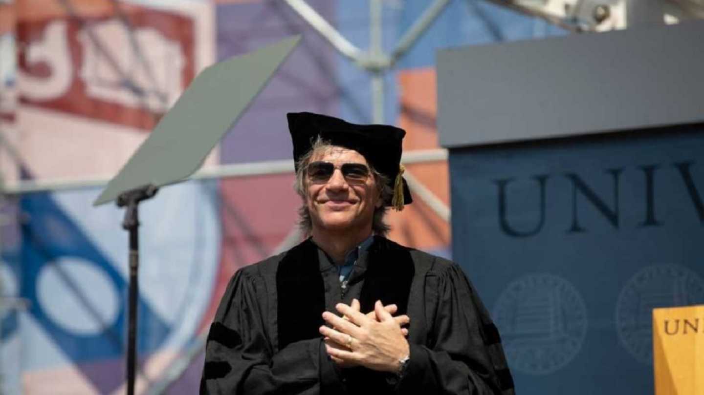 &Delta;&iota;&delta;ά&kappa;&tau;&omega;&rho; &omicron; Jon Bon Jovi